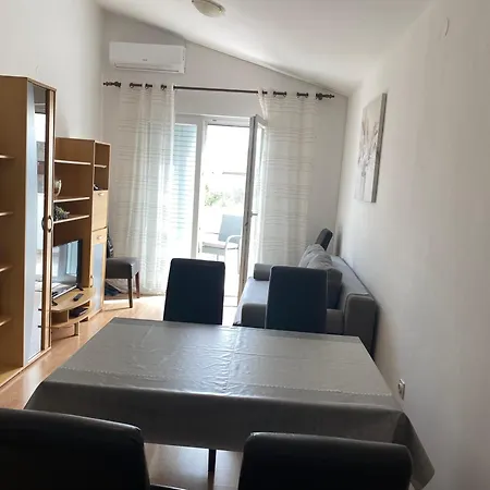 Apartment Papita1 *